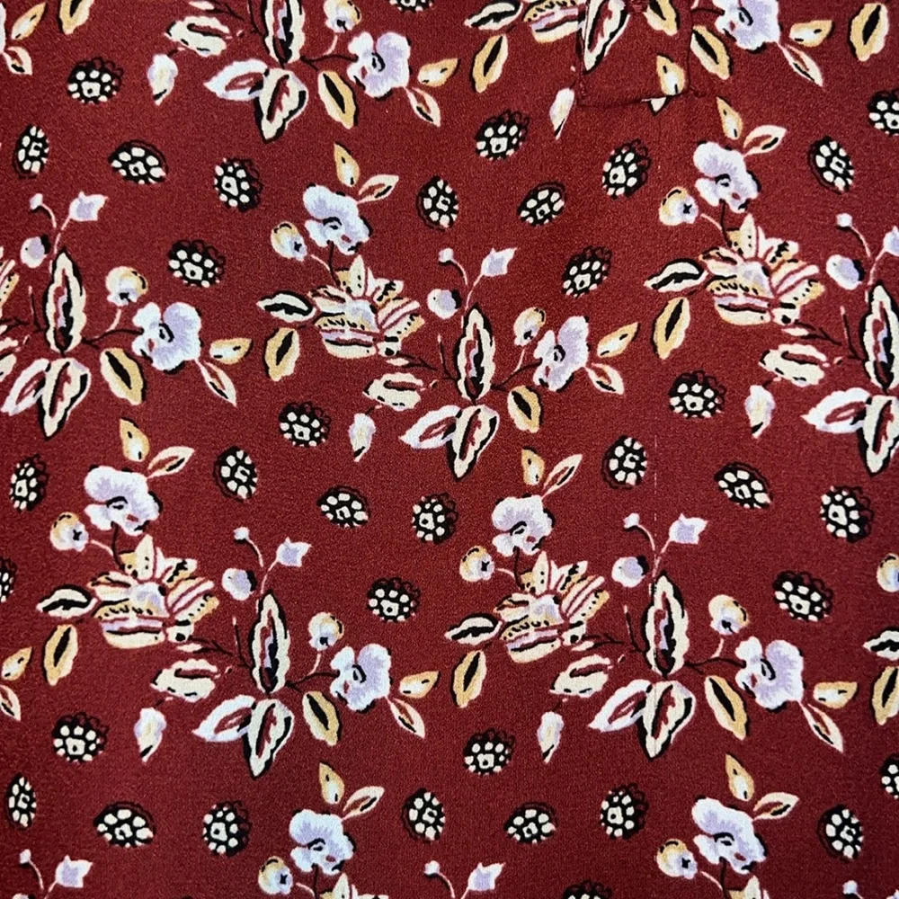 Long sleeve floral blouse - Picture 2 of 4